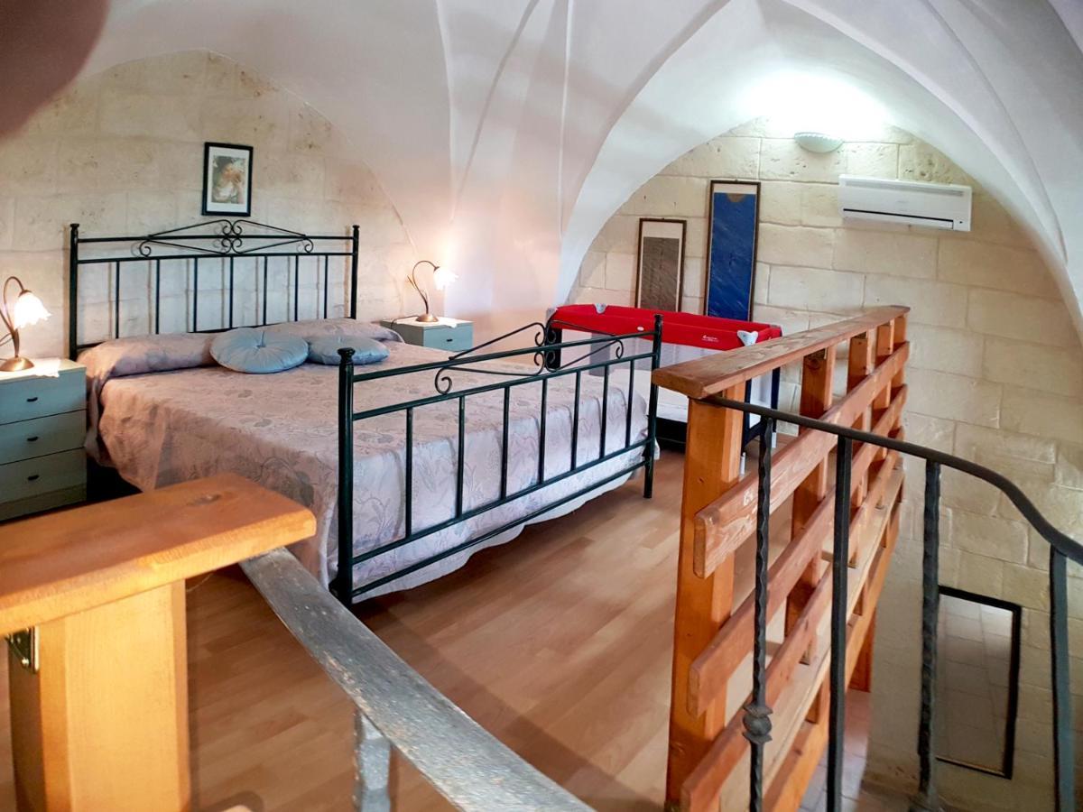 Oikia Vacanze Uggiano La Chiesa Casa Dante Exteriér fotografie